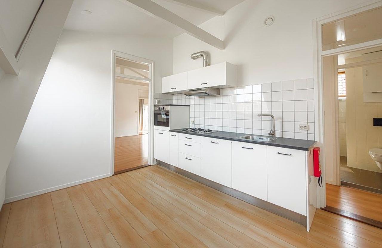 3-kamerappartement met balkon in hartje Haarlem - Afbeelding 11