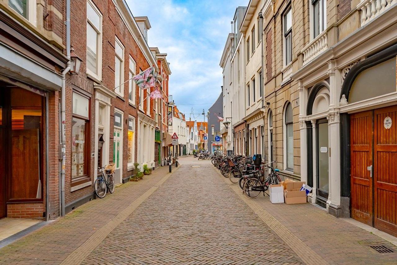 3-kamerappartement met balkon in hartje Haarlem - Afbeelding 21