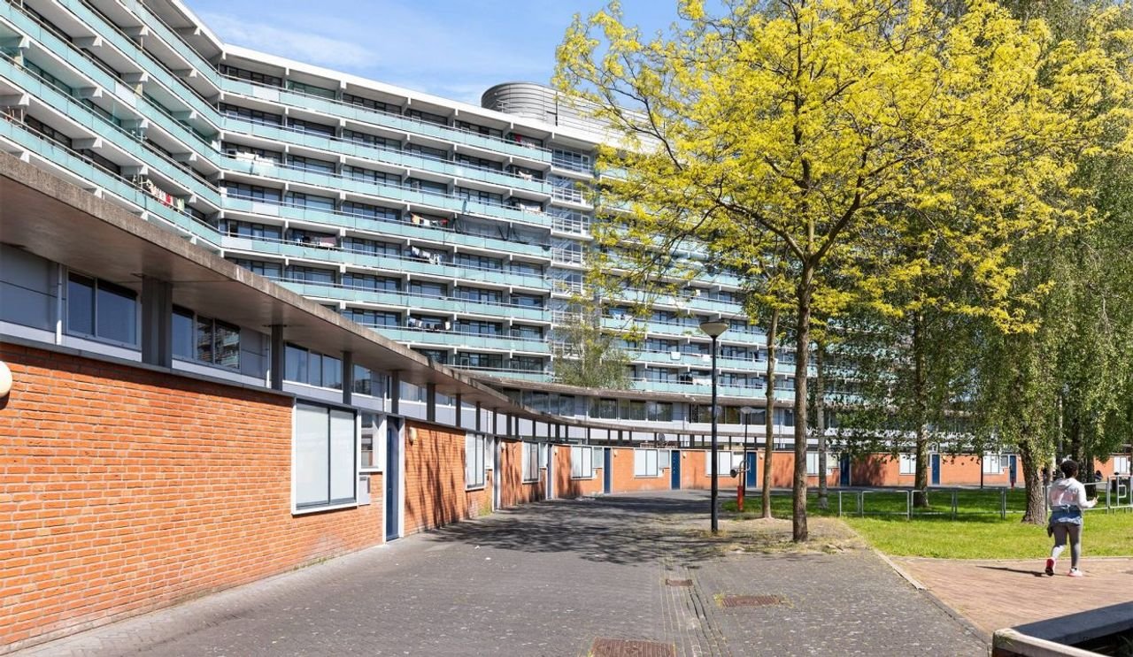 120m² House with Garden in the Bijlmer - Image 3