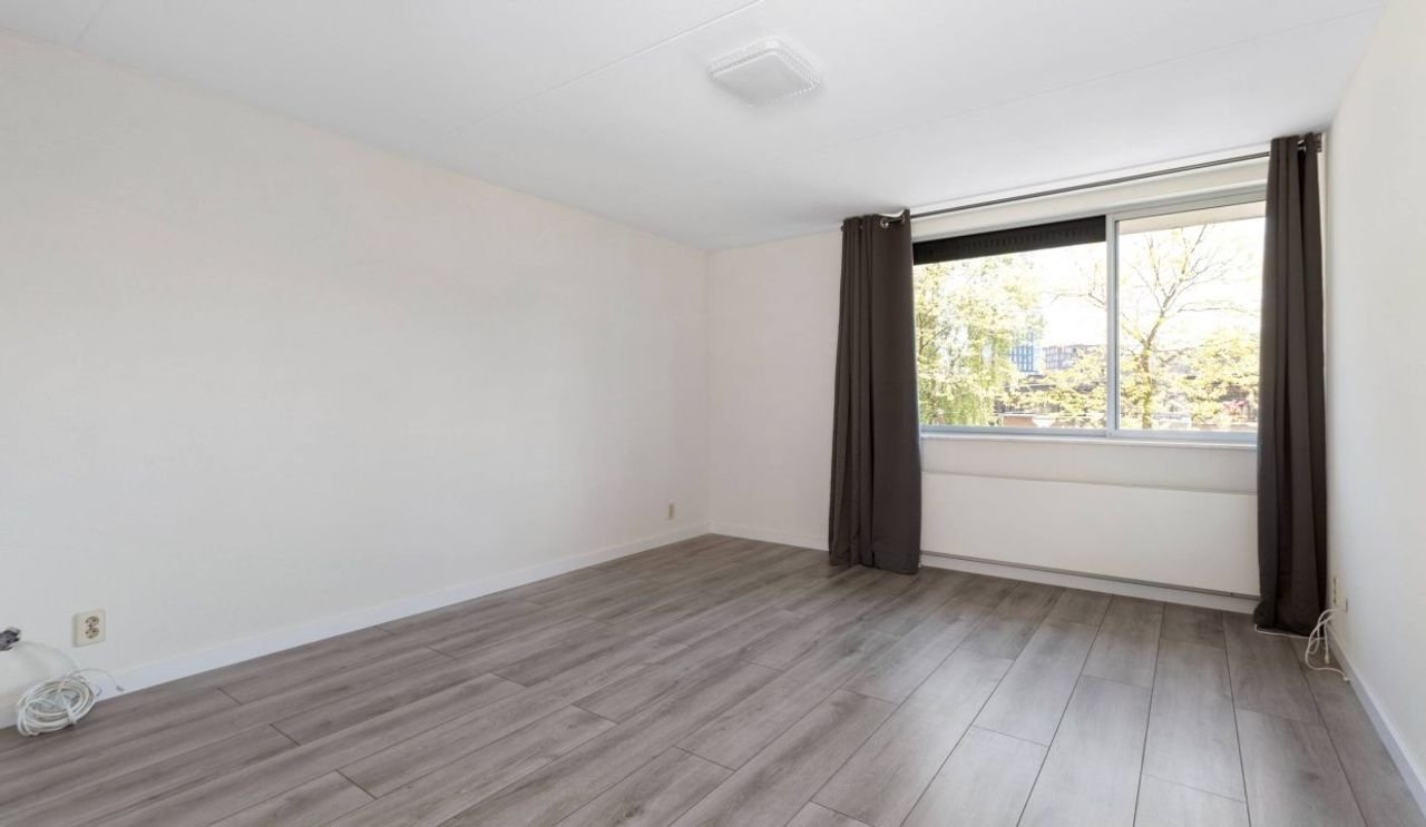 120m² House with Garden in the Bijlmer - Image 15