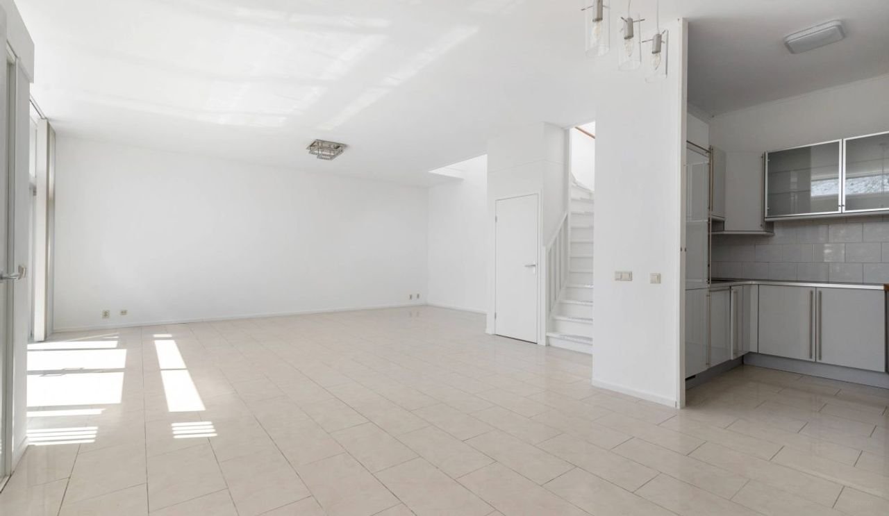 120m² House with Garden in the Bijlmer - Image 13