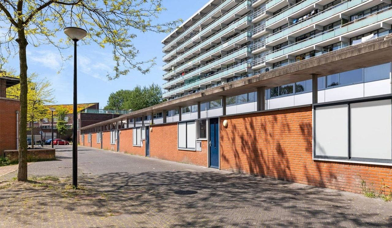 120m² House with Garden in the Bijlmer - Image 1