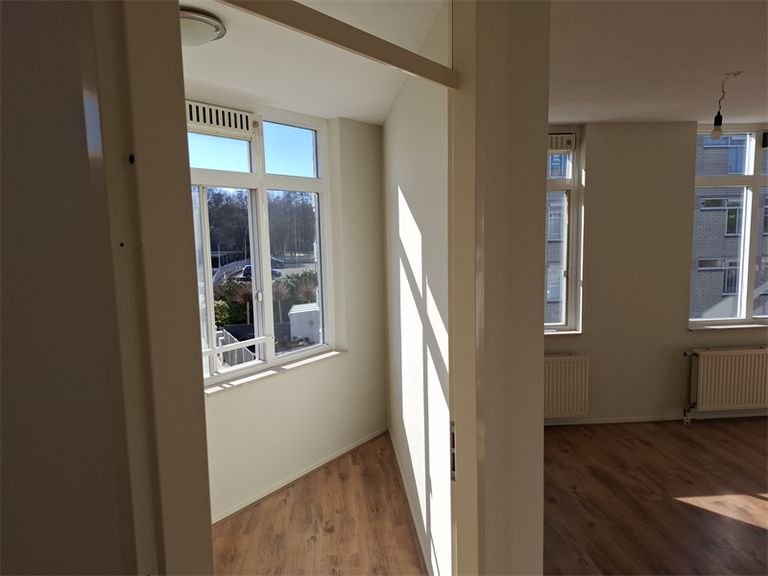 Gerenoveerd 84m² appartement Den Haag - Afbeelding 5