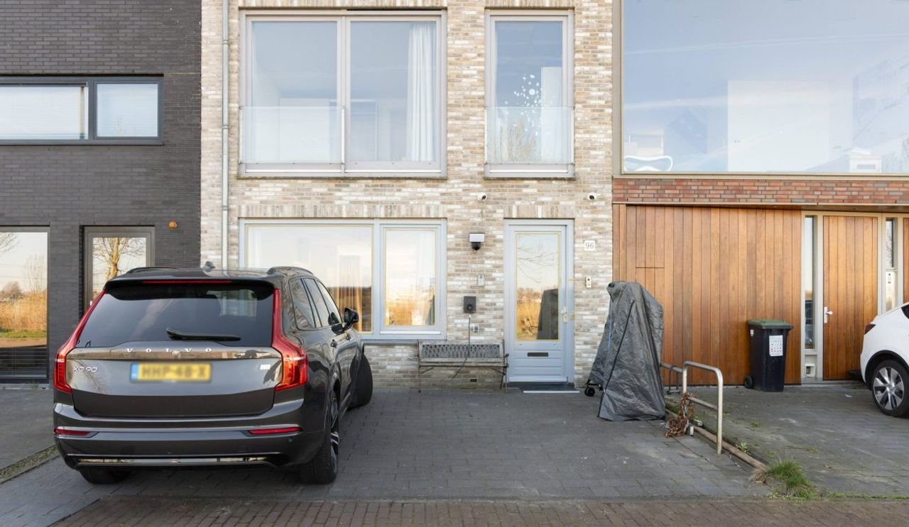 135m² apartment with garden on the Buiten-IJ - Image 2