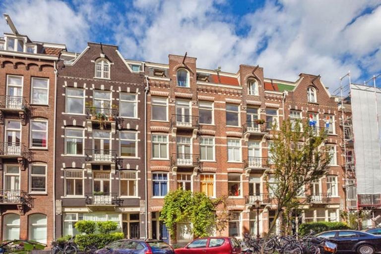 Bovenhuis in Oud-West met 3 slaapkamers en 37m2 dakterras - Afbeelding 1