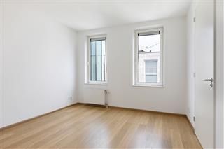 160 m² Apartment in West - Image 8