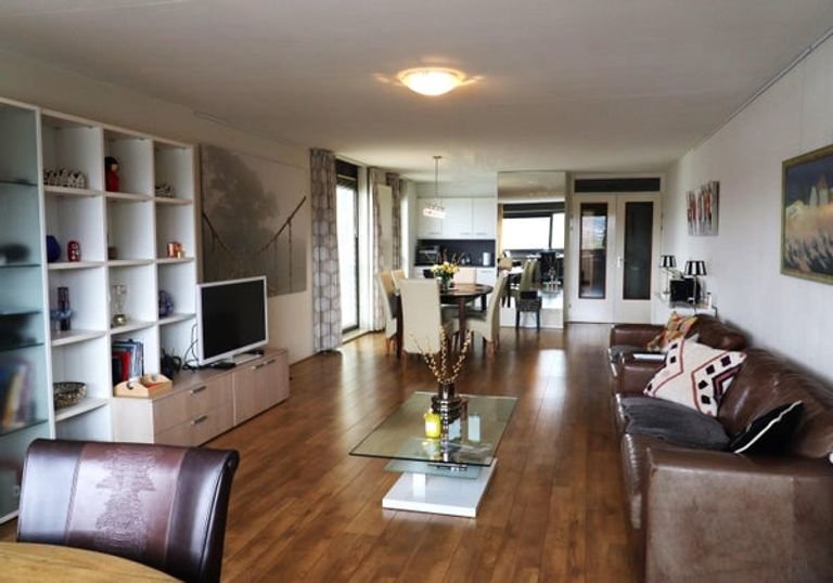 Gemeubileerd 160m² appartement aan de Maas - Afbeelding 2