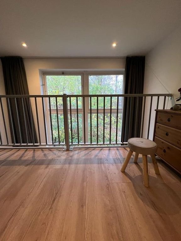 Studio with sleeping loft near Hanze University of Applied Sciences - Image 6