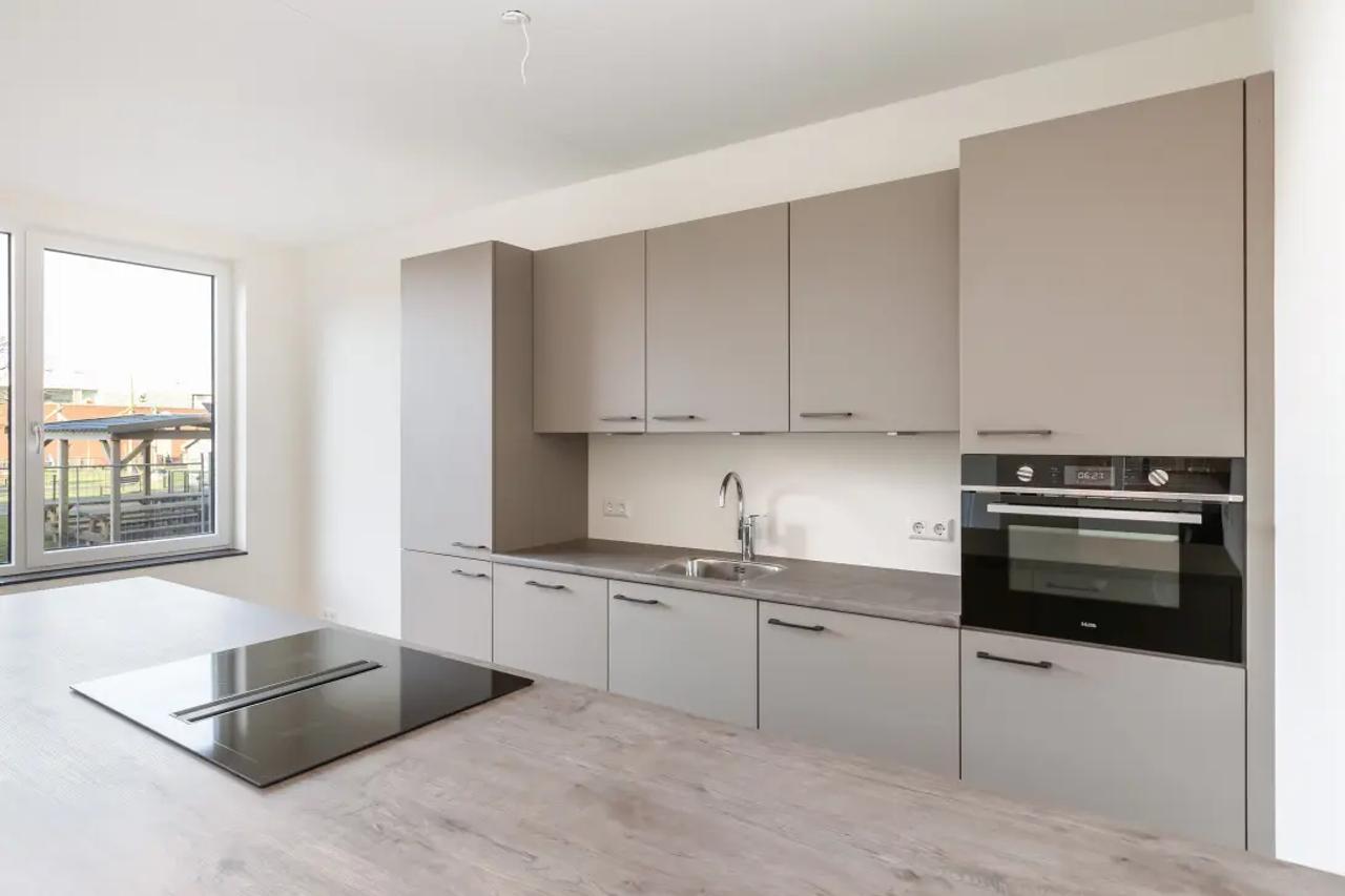 Ruim 3-kamerappartement met balkon - Afbeelding 4