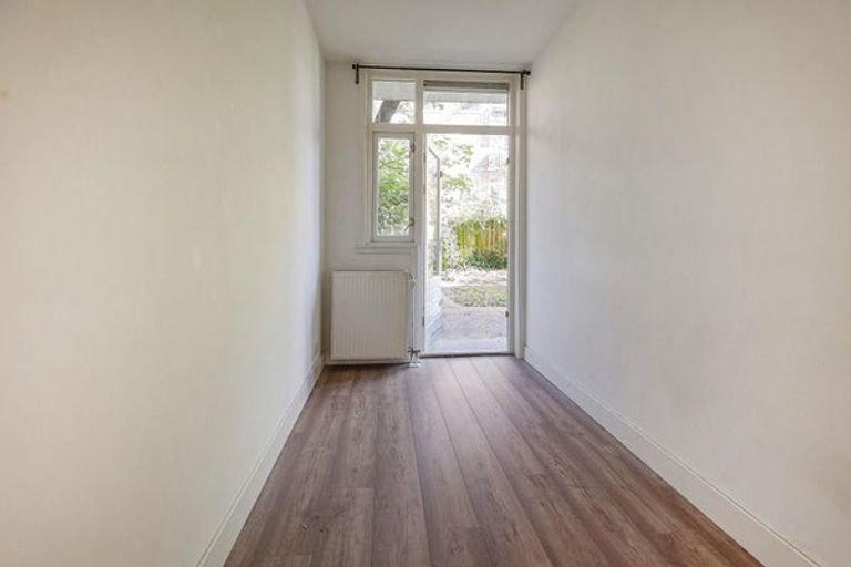 Ground floor apartment of 56 m² with garden in Amsterdam West - Image 5