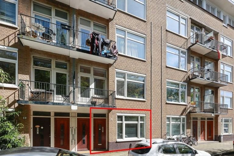 Ground floor apartment of 56 m² with garden in Amsterdam West - Image 1