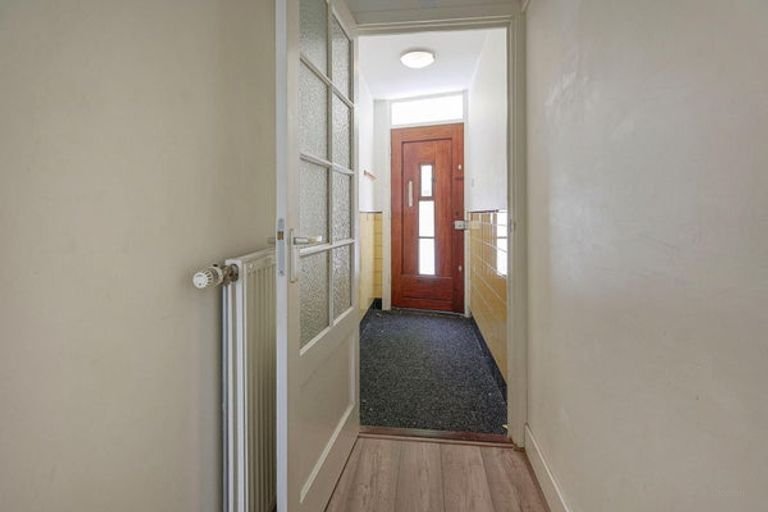 Ground floor apartment of 56 m² with garden in Amsterdam West - Image 11