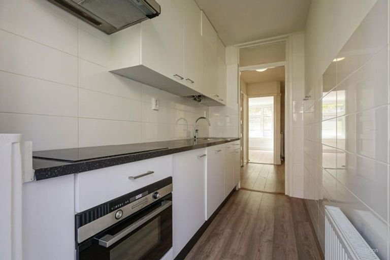 Ground floor apartment of 56 m² with garden in Amsterdam West - Image 6