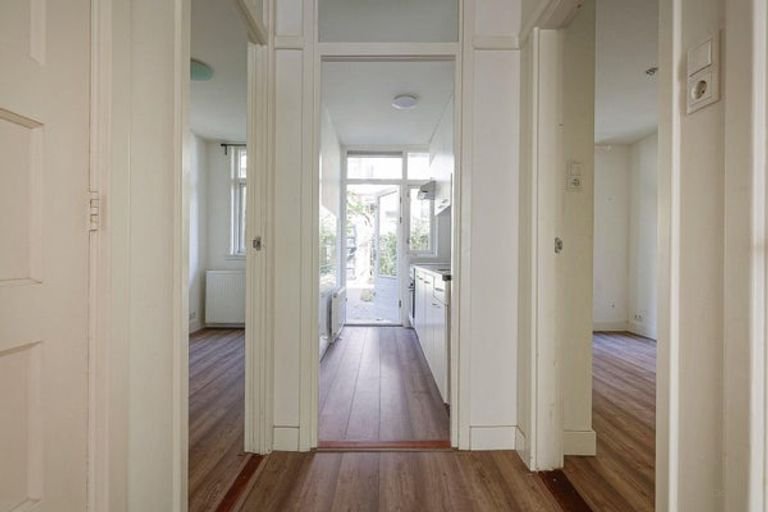 Ground floor apartment of 56 m² with garden in Amsterdam West - Image 10