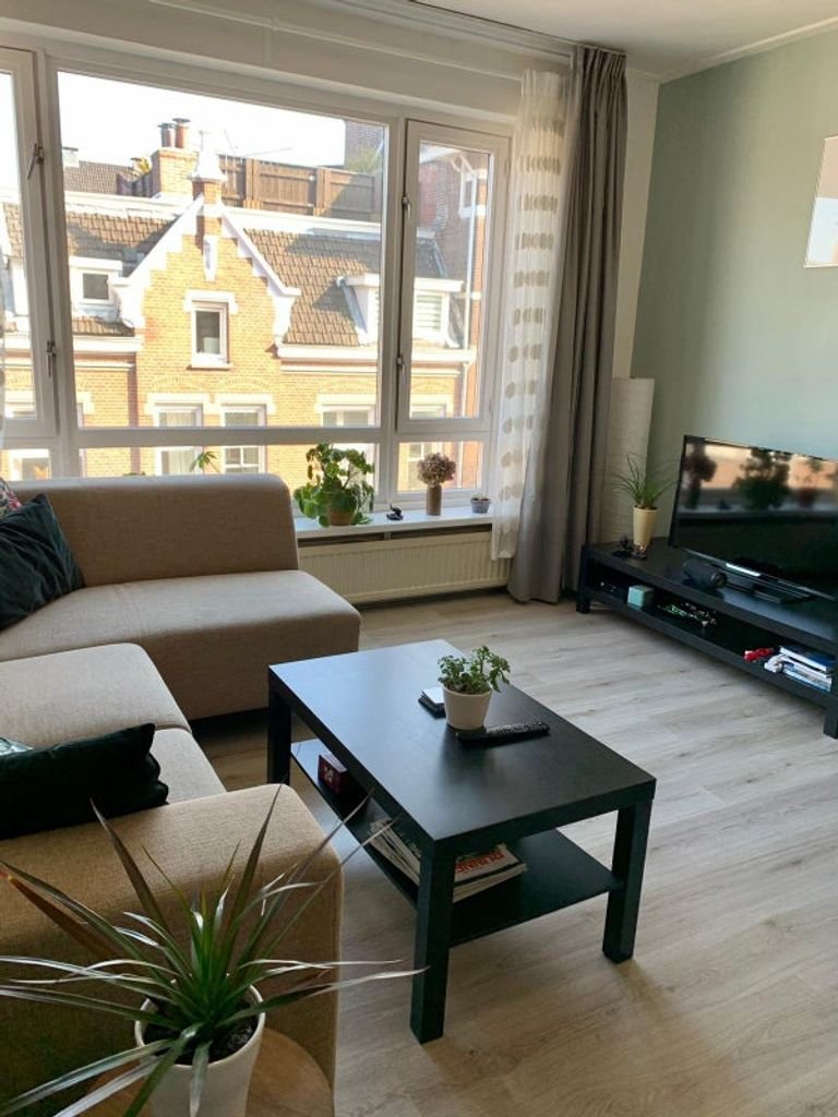 65m² apartment with roof terrace - Image 3