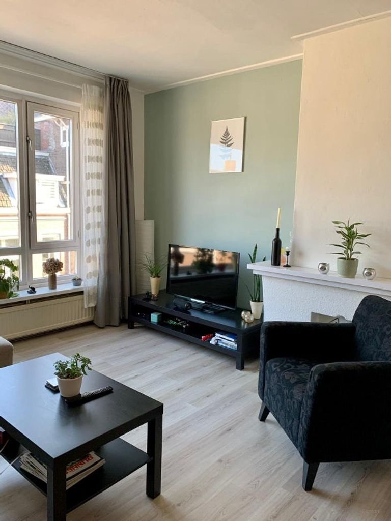 65m² apartment with roof terrace - Image 2