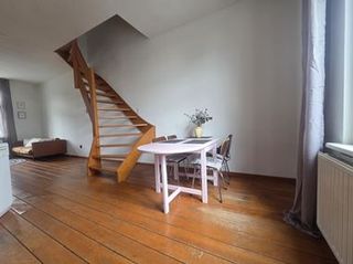 Gemeubileerd appartement met houten vloer in Brusselsepoort - Afbeelding 7