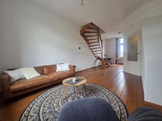 Gemeubileerd appartement met houten vloer in Brusselsepoort - Afbeelding 3