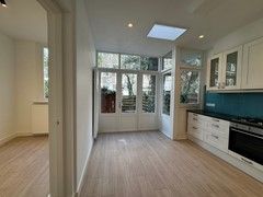 65m² apartment with garden in De Pijp - Image 4