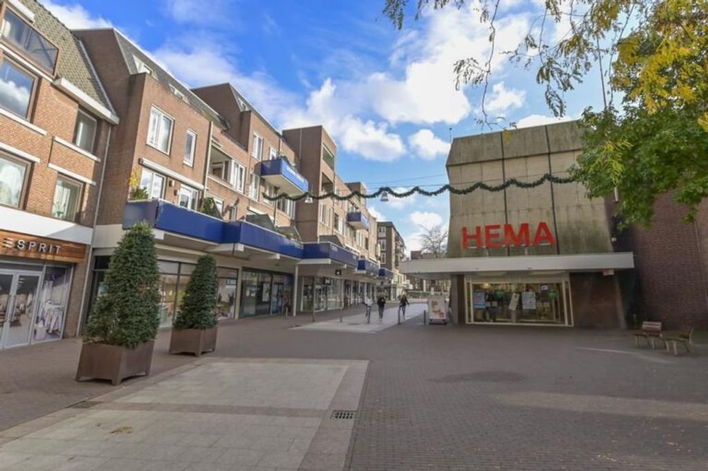 119 m² apartment in the heart of Roermond - Image 2