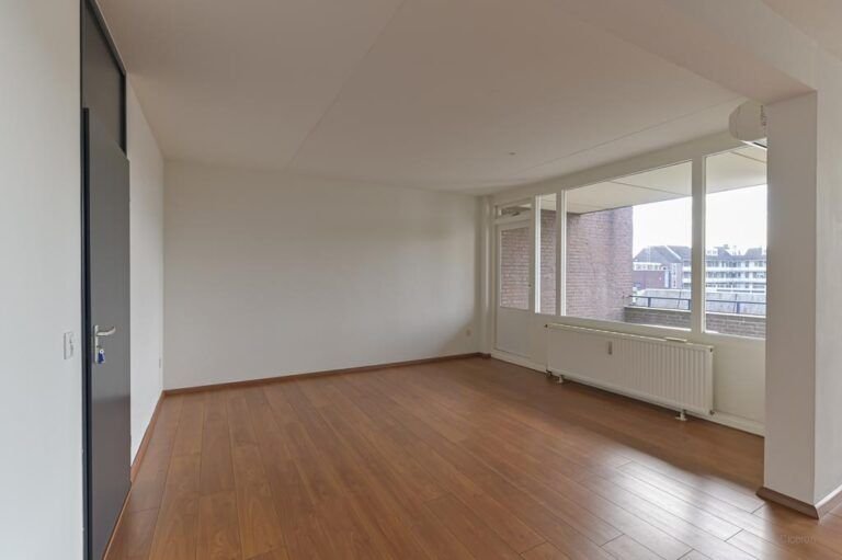 119 m² apartment in the heart of Roermond - Image 7