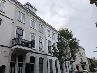 One-bedroom apartment with balcony in the Spijkerbuurt