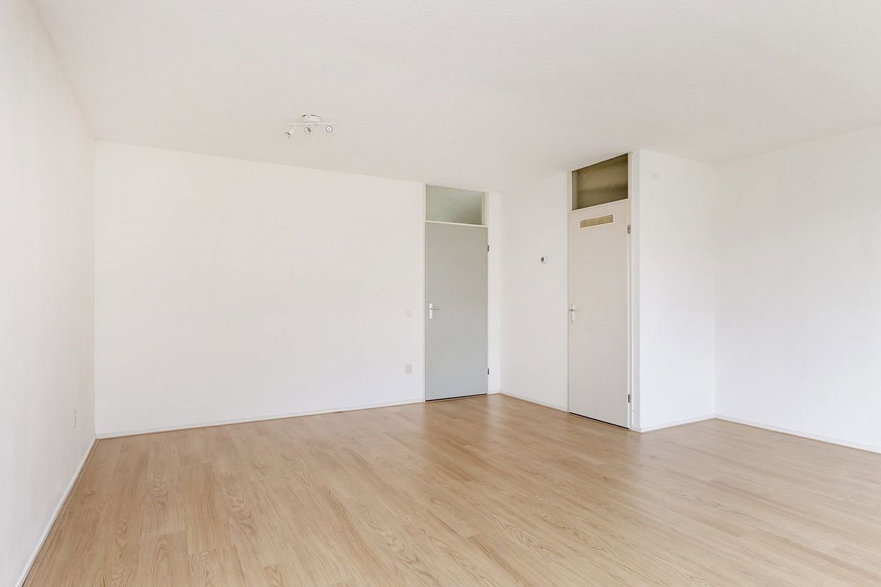 Eengezinswoning met tuin en zonnepanelen in Holendrecht - Afbeelding 8