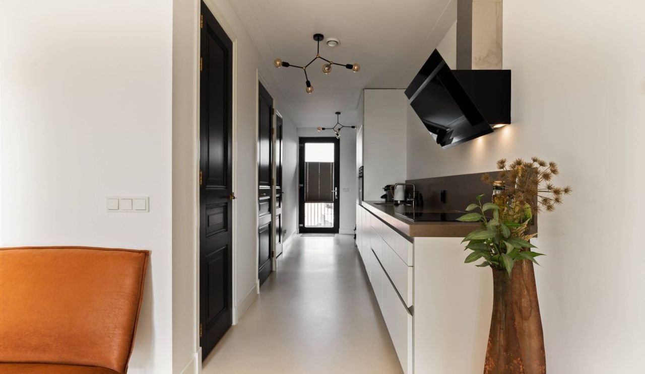 Gemeubileerde loft met vide in Almere Poort - Afbeelding 10