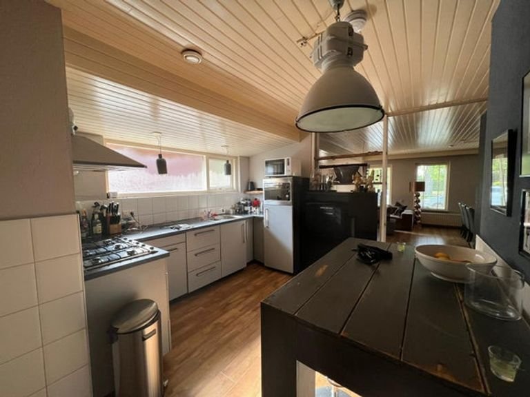 Farmhouse of 225 m² with 5 bedrooms in Haaren - Image 8