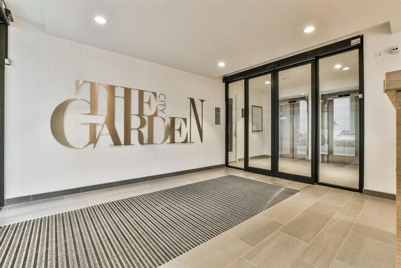 Licht appartement van 145 m² met kookeiland - Afbeelding 3