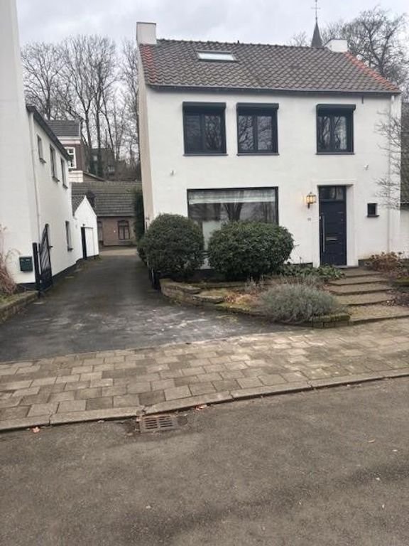 Energiezuinig vrijstaand huis in Villapark - Afbeelding 2
