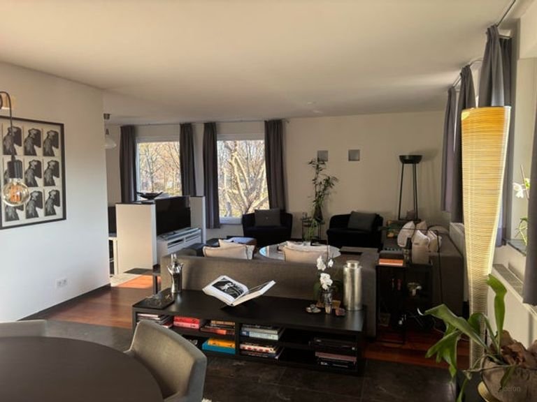 Villa van 310m2 aan de Maas - Afbeelding 20