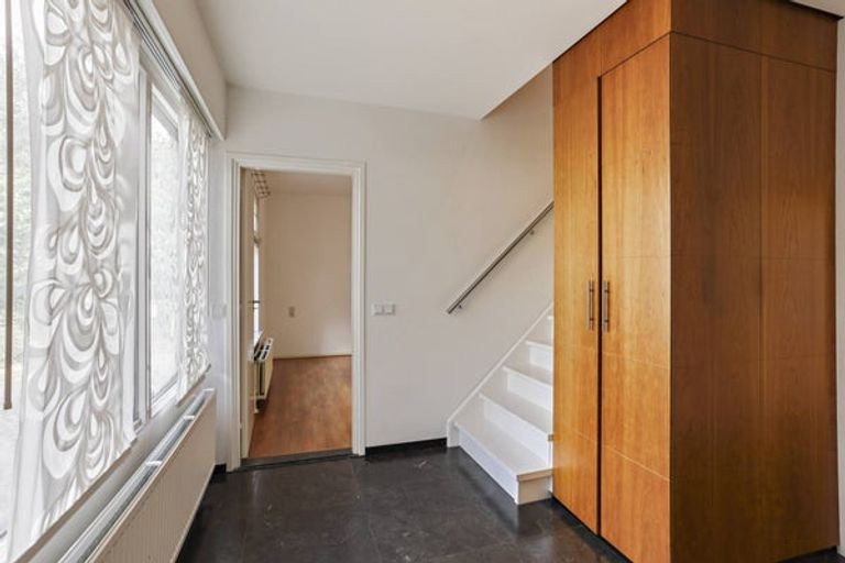 Villa van 310m2 aan de Maas - Afbeelding 6