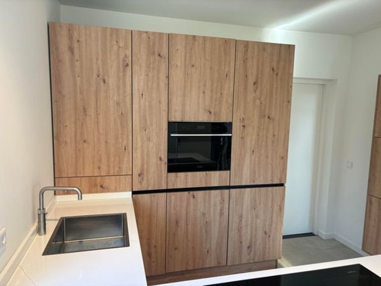 Villa van 310m2 aan de Maas - Afbeelding 9