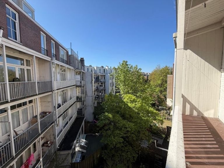2-slaapkamerappartement met balkon in De Pijp - Afbeelding 12