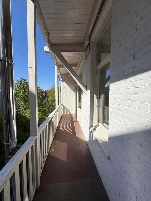 2-slaapkamerappartement met balkon in De Pijp - Afbeelding 11