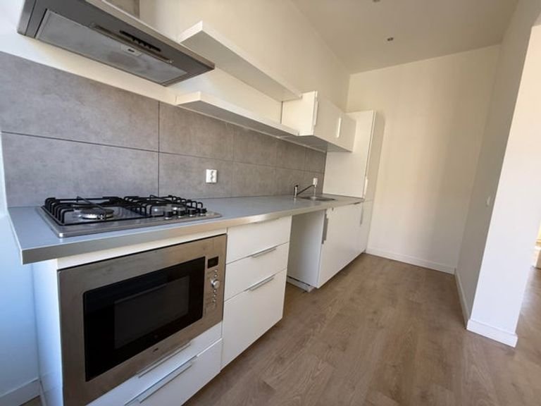 2-slaapkamerappartement met balkon in De Pijp - Afbeelding 5