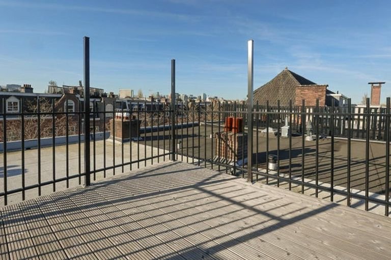 Apartment with roof terrace in De Pijp - Image 12