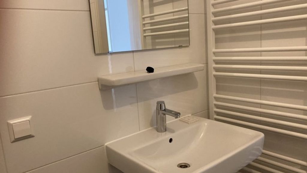 Appartement in hartje Almere Stad - Afbeelding 1