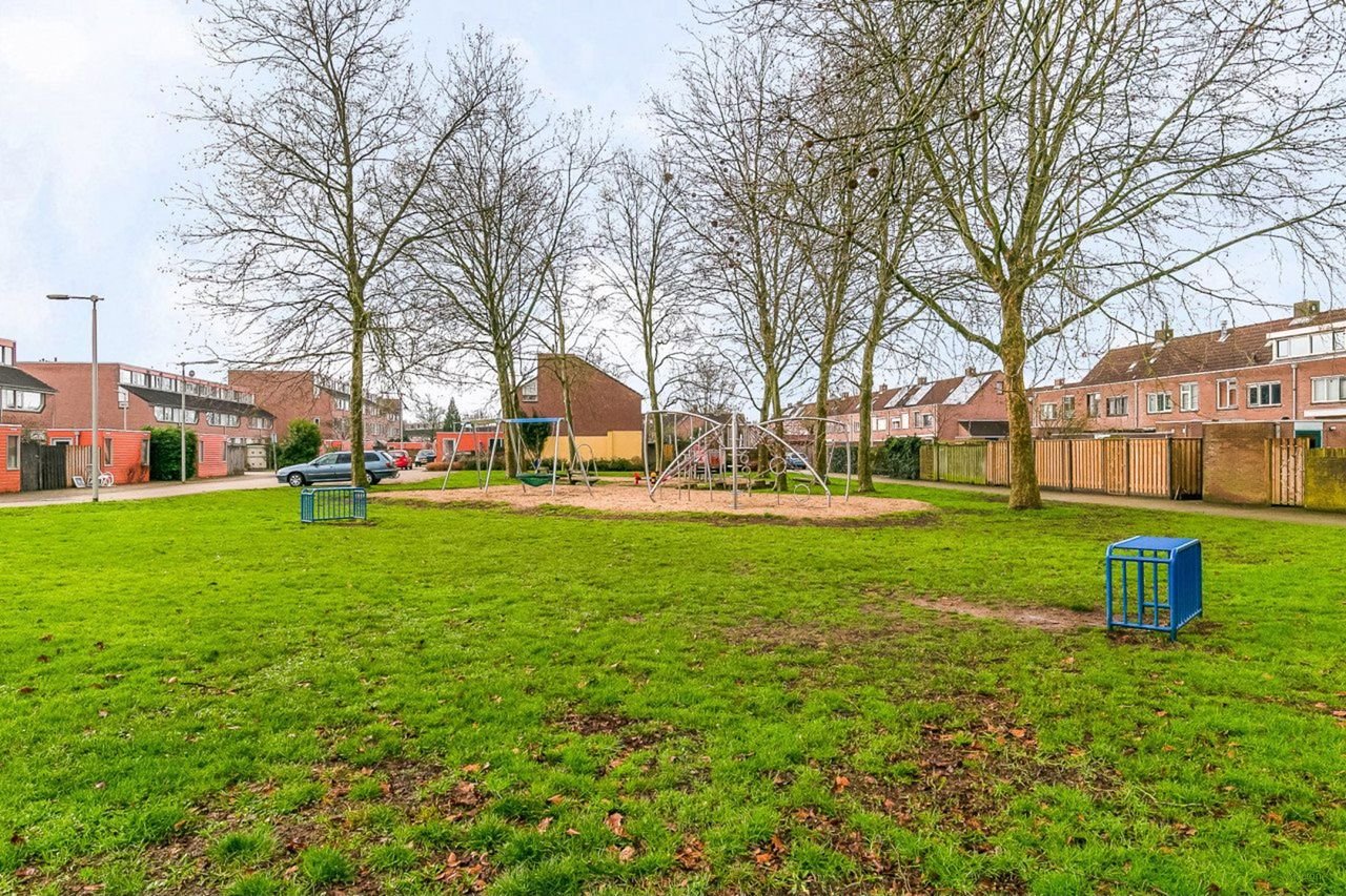 Terraced house of 122 m² with 4 bedrooms in De Laar - Image 10