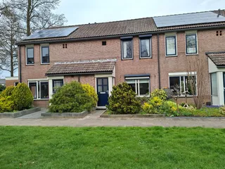 120 m² house with garden and 4 bedrooms in Warnsveld