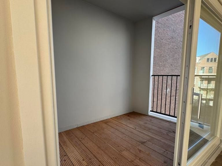 Gemeubileerd 3-kamer appartement aan de Schiedamsesingel - Afbeelding 5