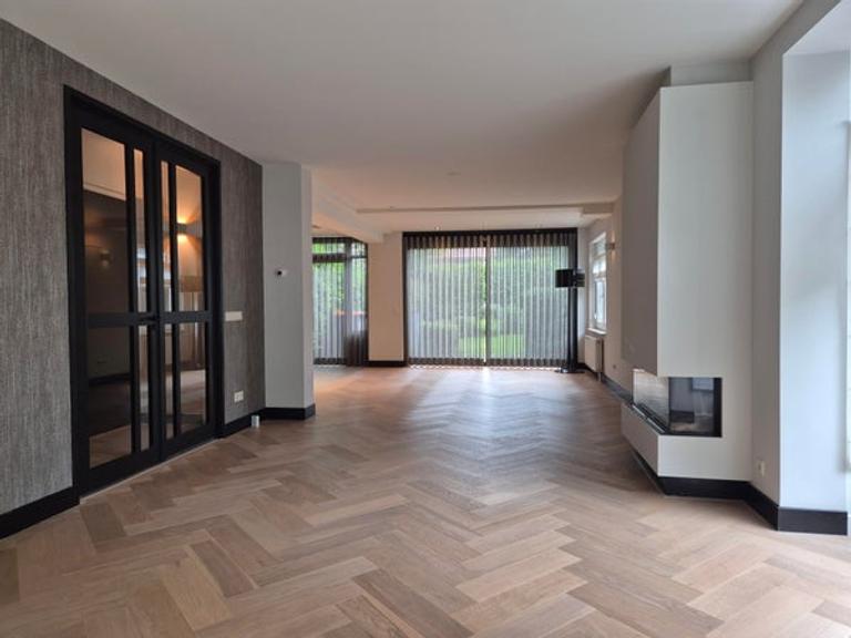 120 m² 2-onder-1-kap aan het Prins Hendrik park - Afbeelding 3