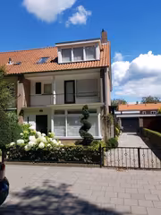 120 m² 2-onder-1-kap aan het Prins Hendrik park
