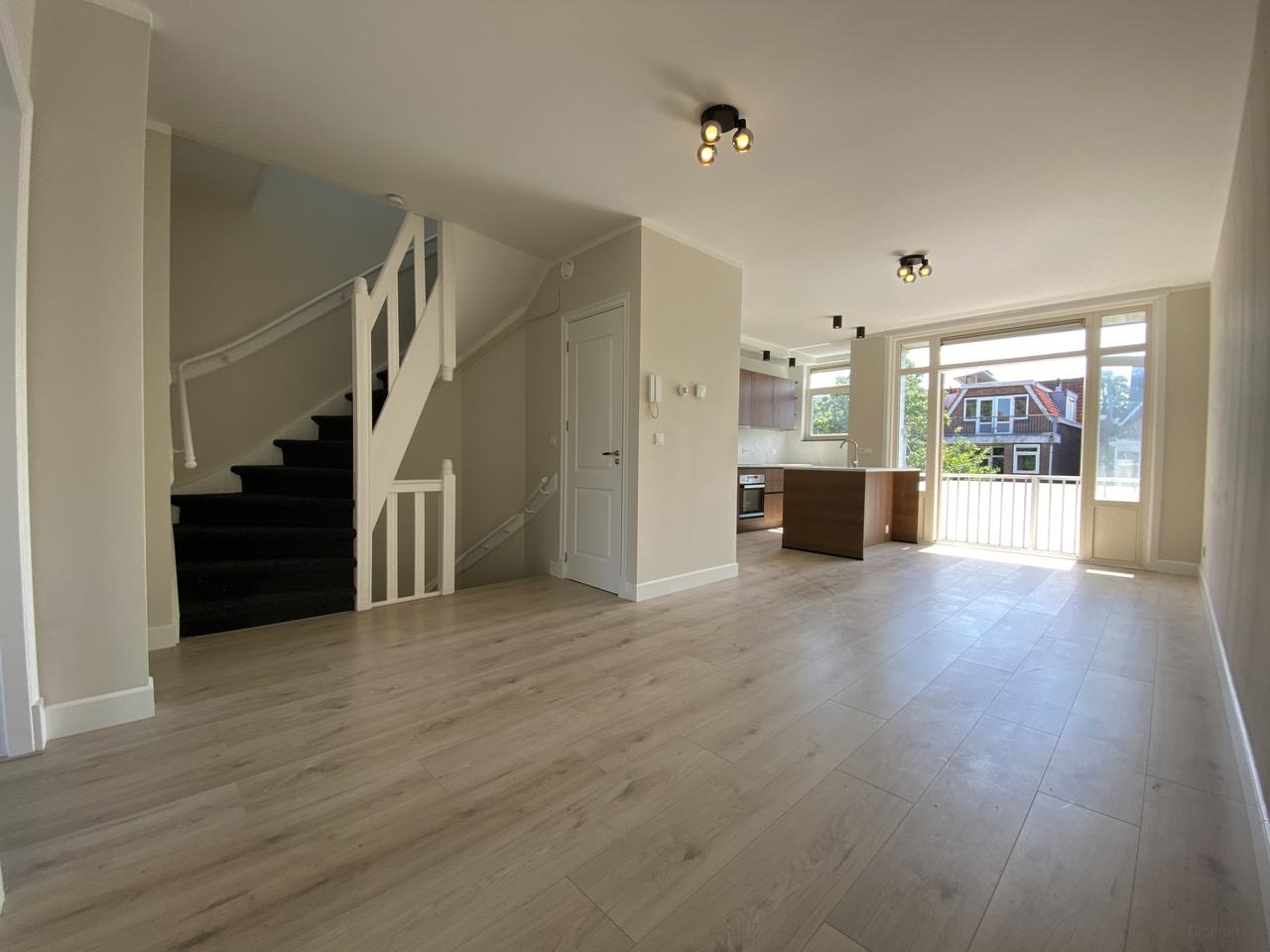 Studentenappartement met 3 slaapkamers en balkon - Afbeelding 1