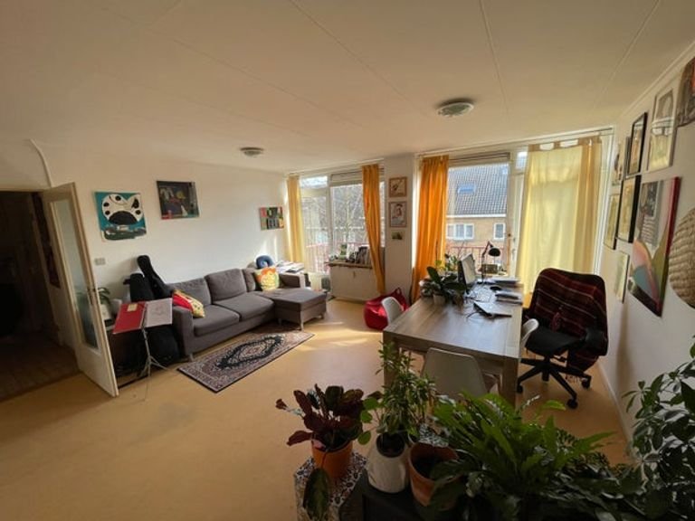 Licht appartement met balkon in Brusselsepoort - Afbeelding 1