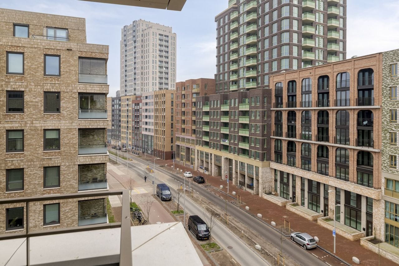 One-bedroom apartment from 2024 with balcony in North - Image 5