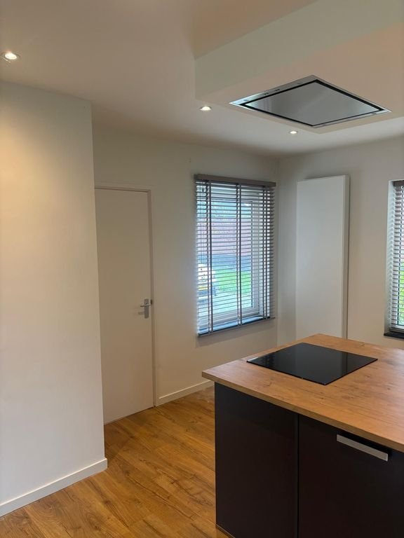 Detached house (152 m²) with garage and large garden in Strijp - Image 4