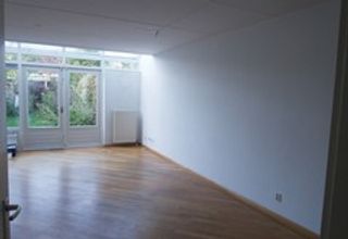 Semi-detached house with 5 bedrooms in Zandweg-Oostwaard - Image 2