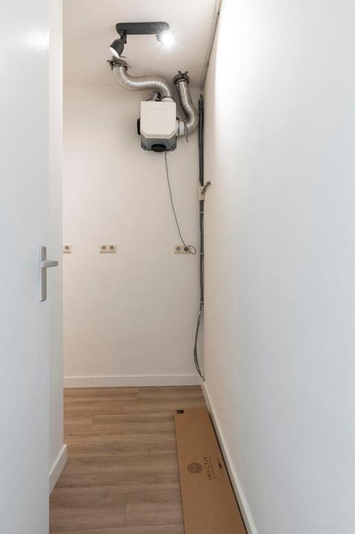Studio met eigen keuken in Carnisse - Afbeelding 12